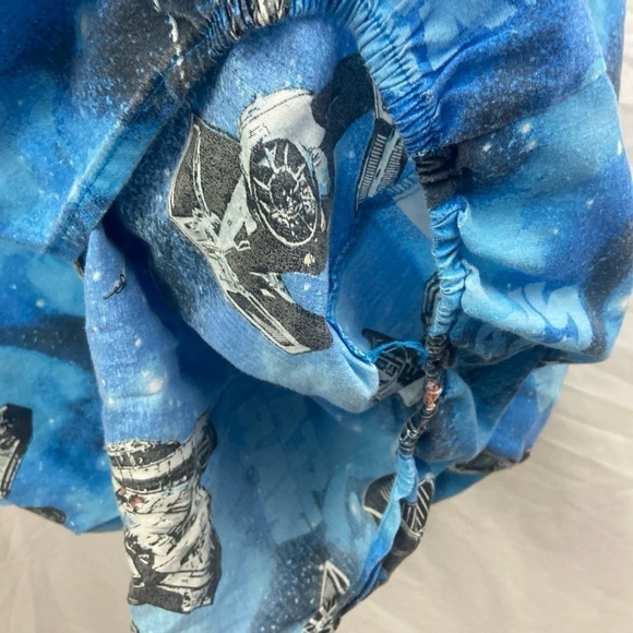 Star Wars 4 pc-Twin Flat Fitted Sheet Pillowcase Darth Vader Falcon Fighter - Picture 5 of 11